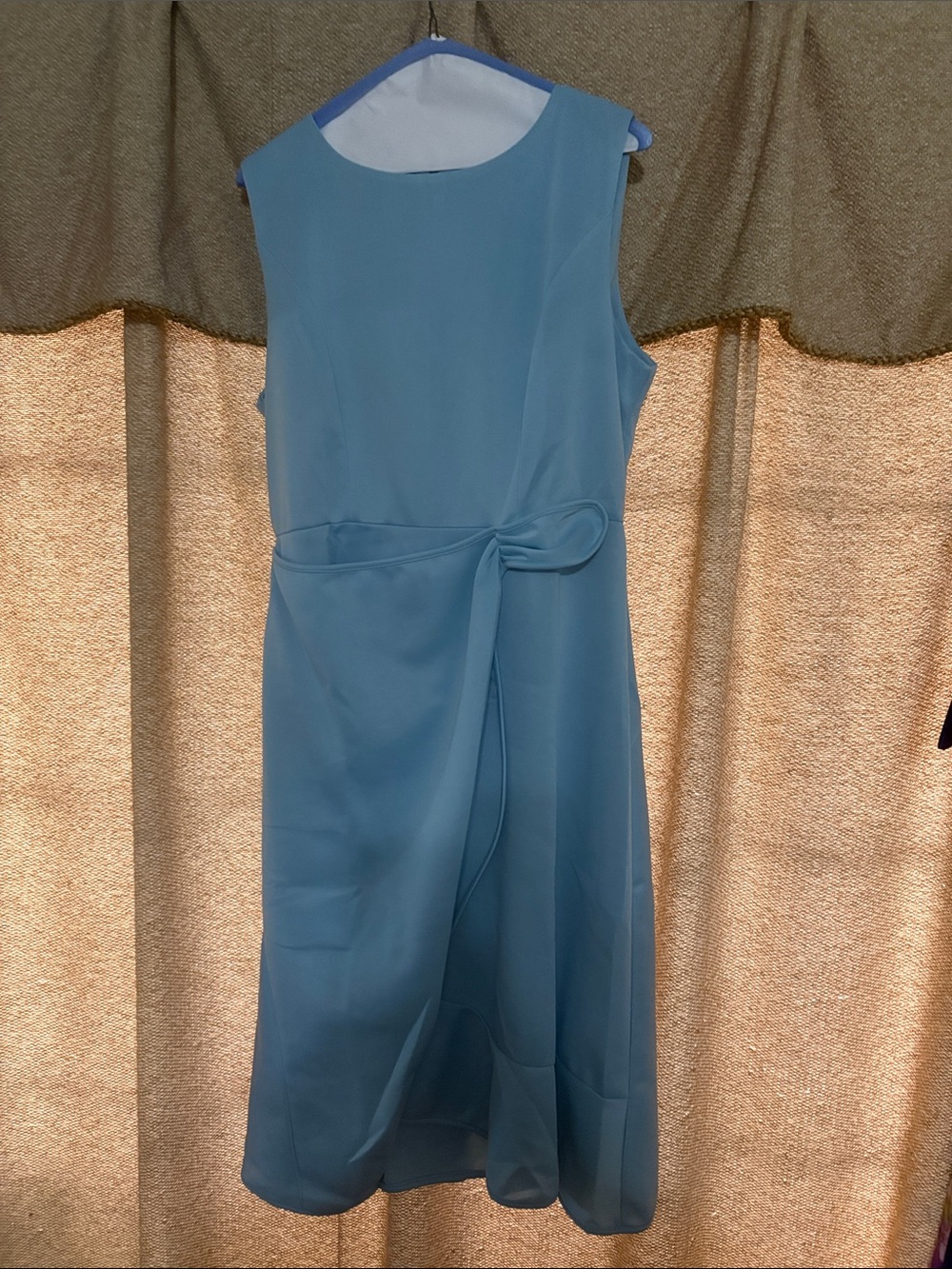Sleeveless Light Blue Tie-Waist Midi Dress